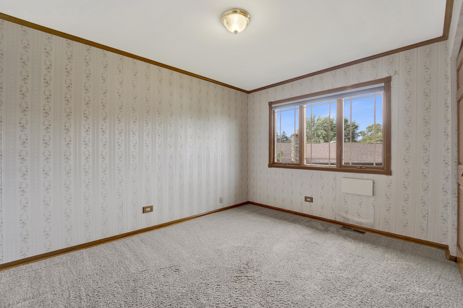 823 North Harrow Court Addison IL 60101