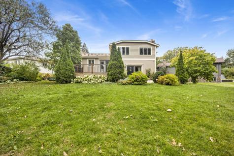 823 North Harrow Court Addison IL 60101