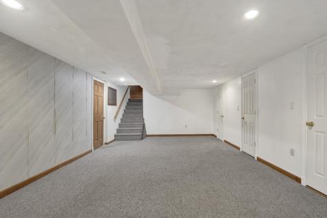 823 North Harrow Court Addison IL 60101