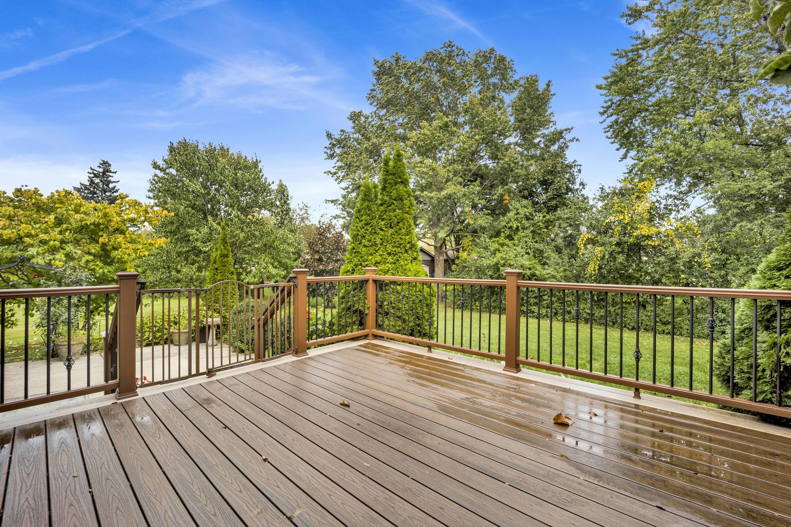 823 North Harrow Court Addison IL 60101