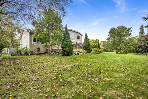 823 North Harrow Court Addison IL 60101