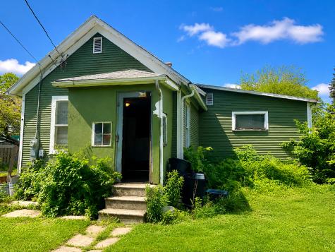 807 West 7th Street Sterling IL 61081