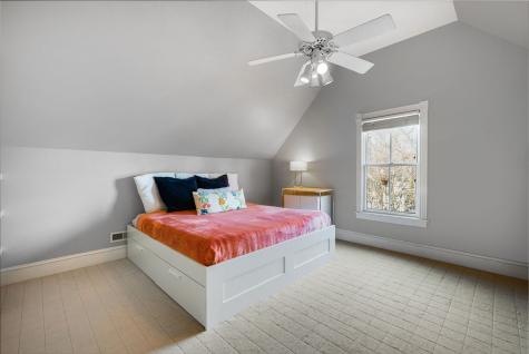 146 Franklin Street Geneva IL 60134