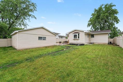 2847 194TH Street Lansing IL 60438