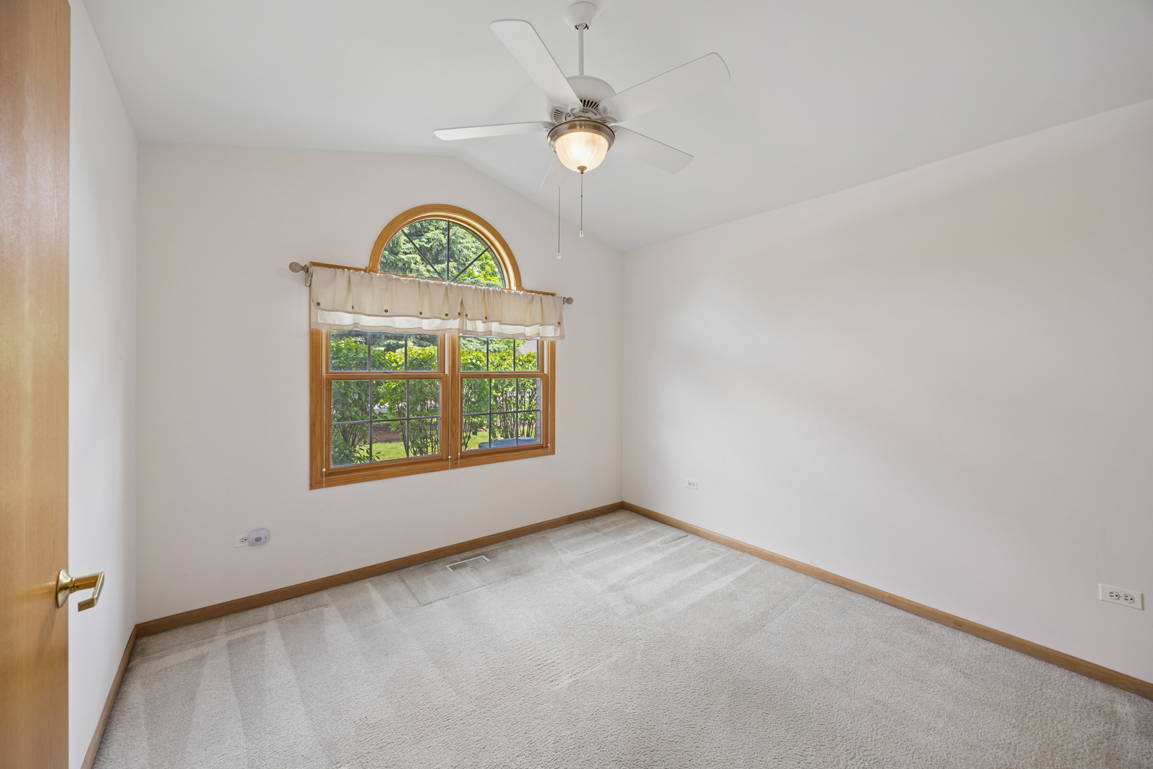 848 Havenshire Road Naperville IL 60565