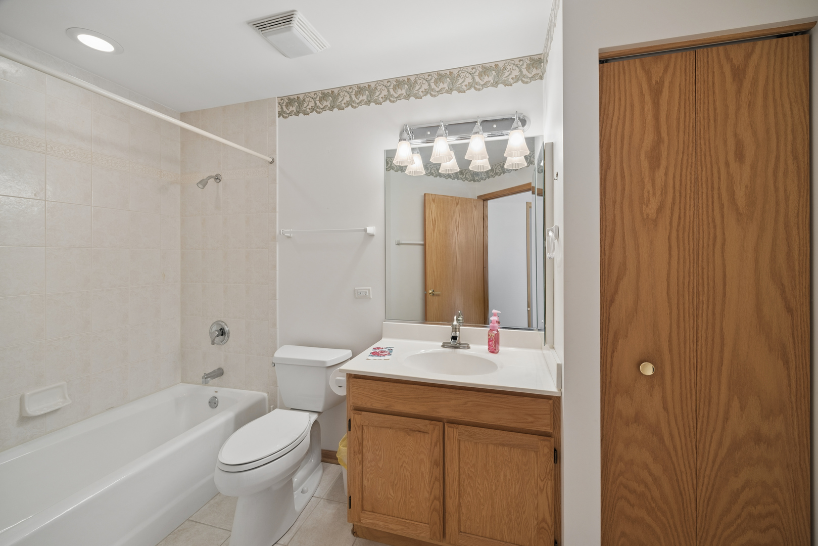 848 Havenshire Road Naperville IL 60565