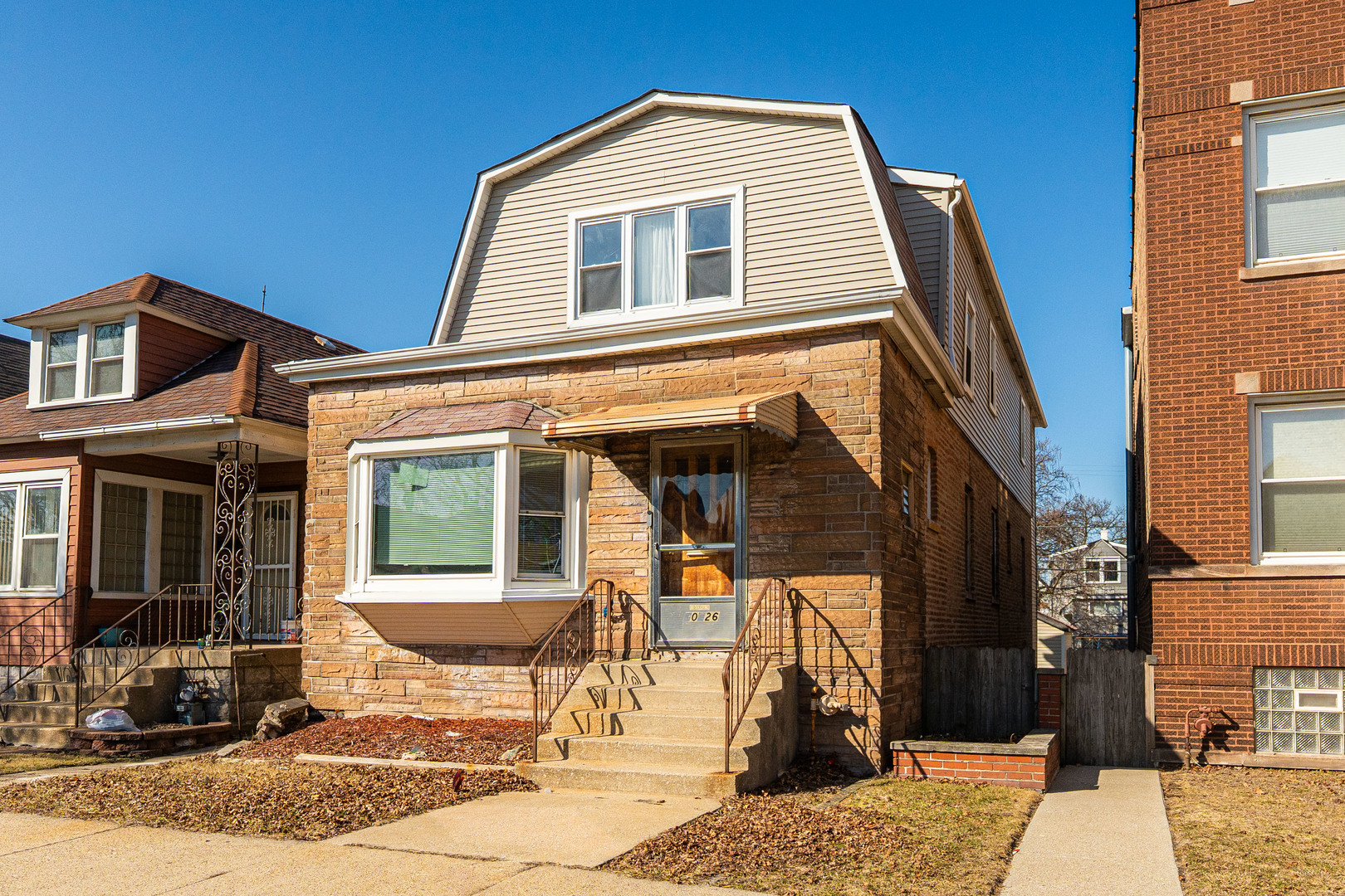 10526 South Avenue H Chicago IL 60617