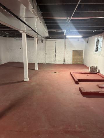 8634 South Carpenter Street Chicago IL 60620