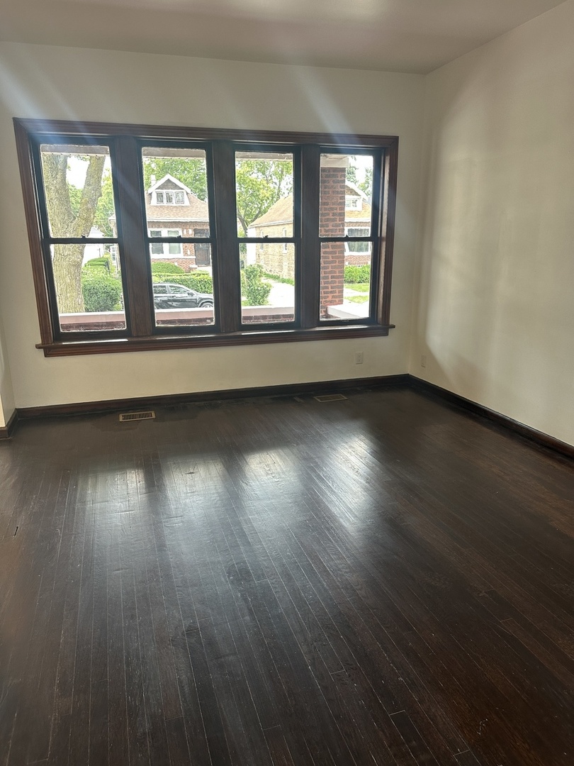 8634 South Carpenter Street Chicago IL 60620