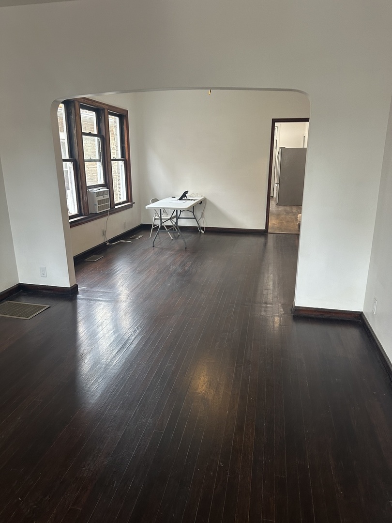 8634 South Carpenter Street Chicago IL 60620