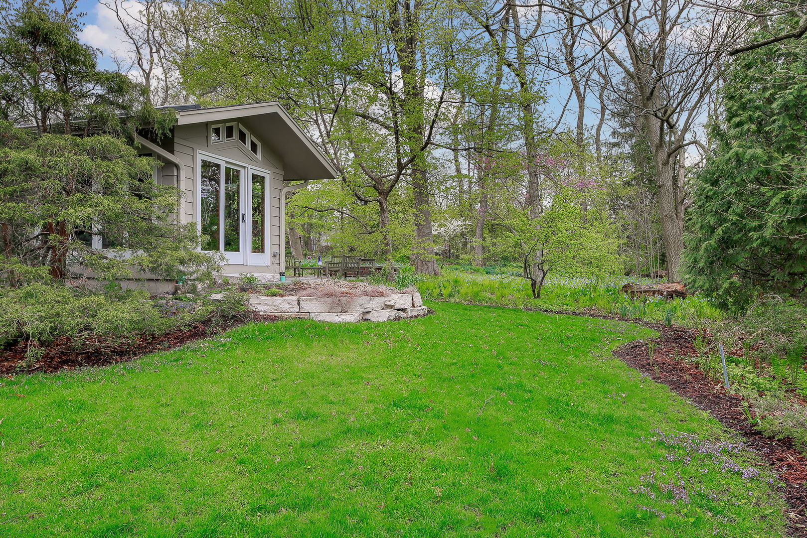 5725 Hillcrest Road Downers Grove IL 60516