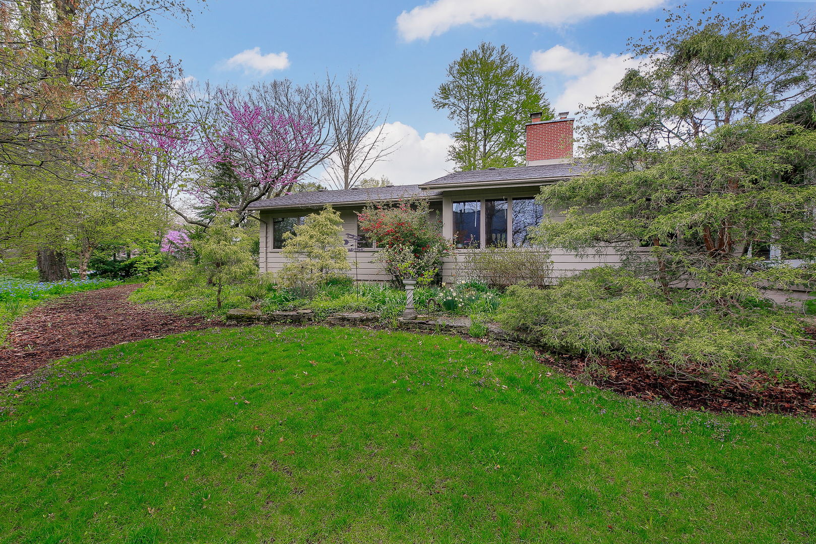 5725 Hillcrest Road Downers Grove IL 60516