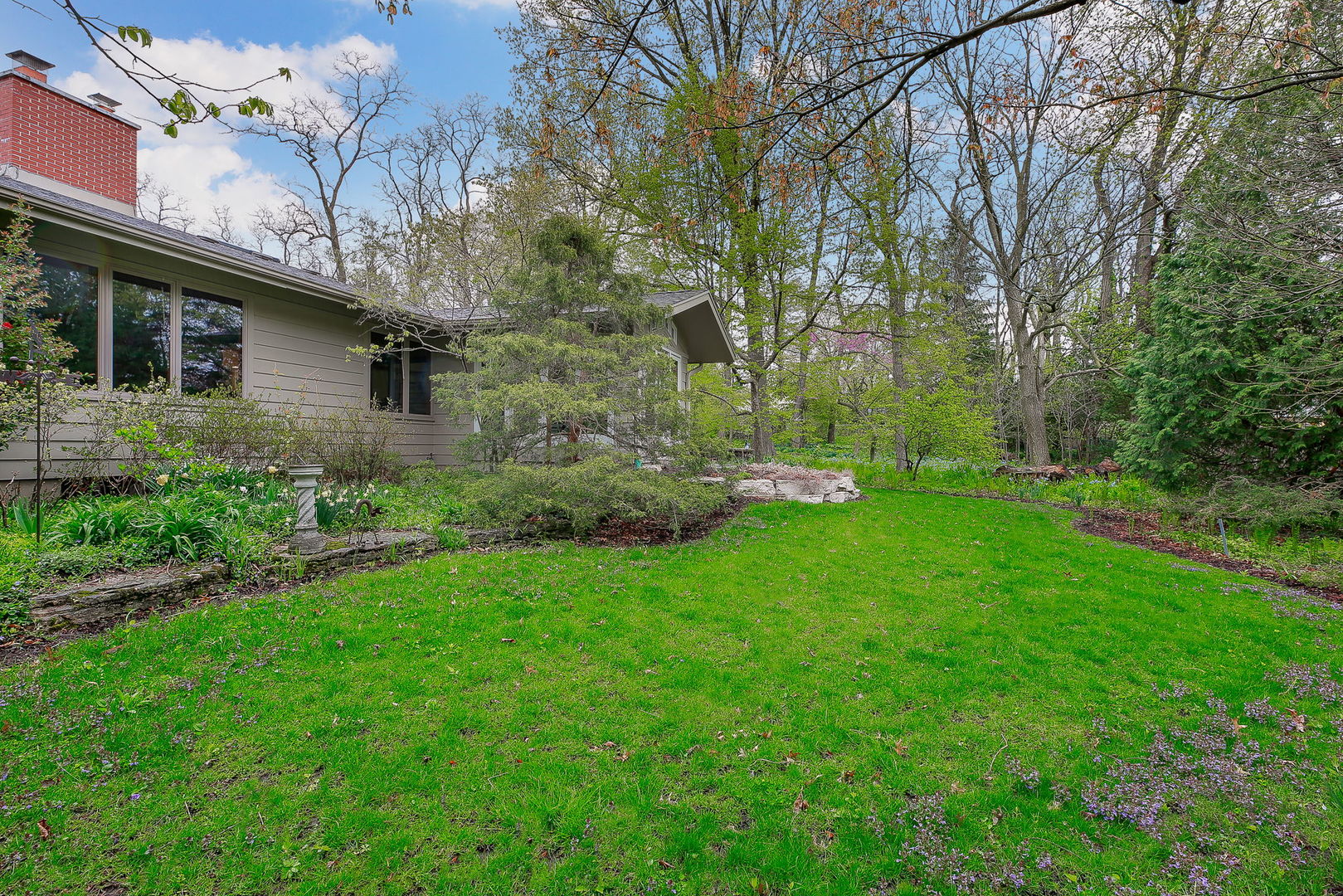 5725 Hillcrest Road Downers Grove IL 60516