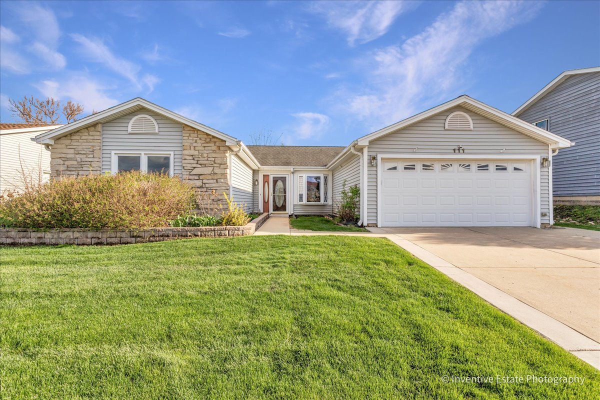 111 Brookside Drive Glendale Heights IL 60139