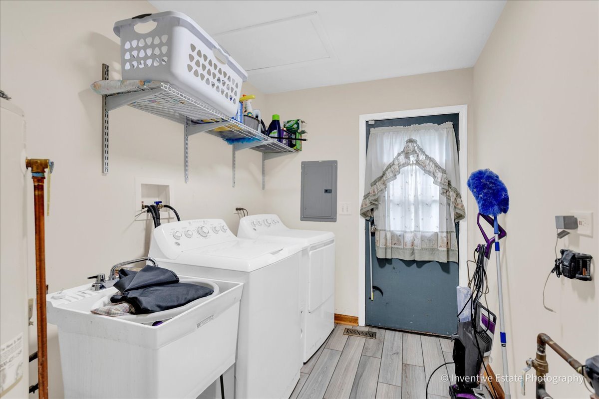 111 Brookside Drive Glendale Heights IL 60139