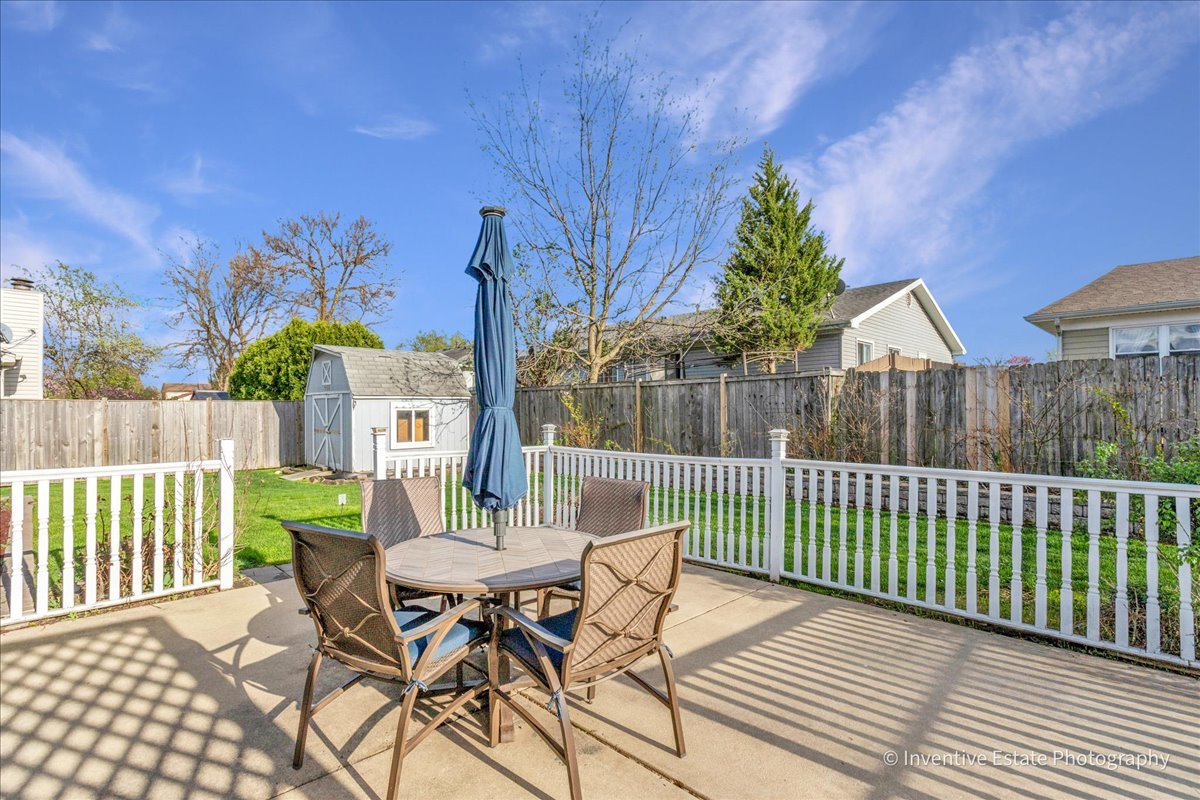 111 Brookside Drive Glendale Heights IL 60139