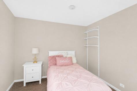319 South Braintree Drive Schaumburg IL 60193