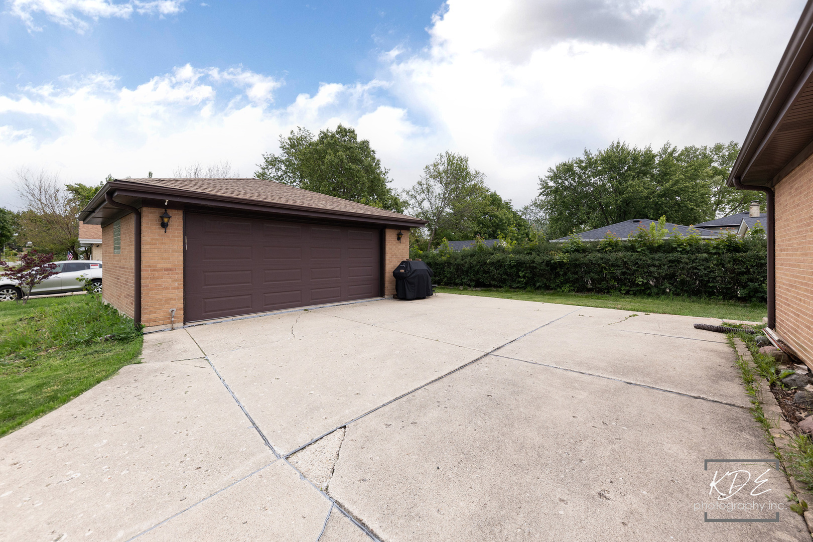 411 E Weathersfield Way Schaumburg IL 60193