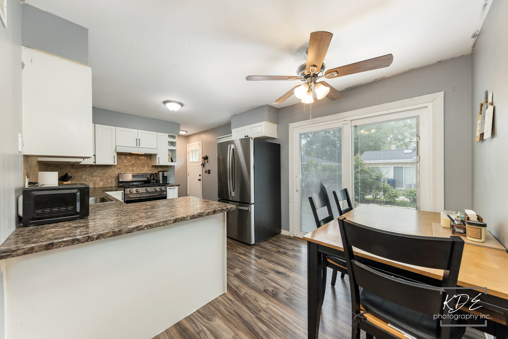 411 E Weathersfield Way Schaumburg IL 60193