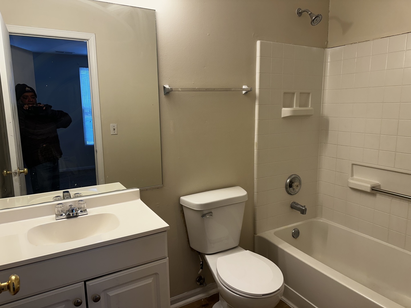 1121 Symphony Drive Aurora IL 60504