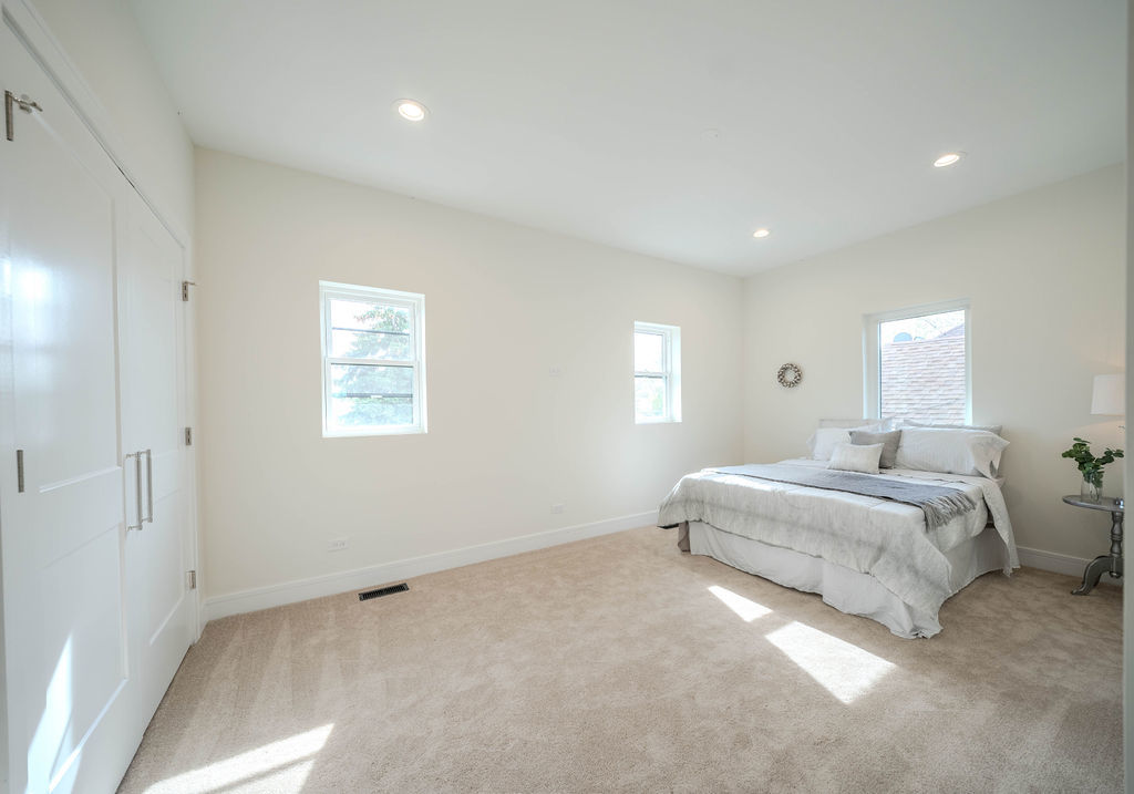 3535 North Osceola Avenue Chicago IL 60634