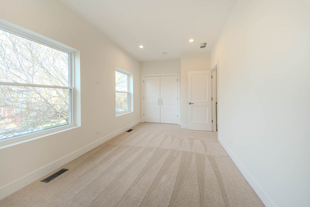 3535 North Osceola Avenue Chicago IL 60634