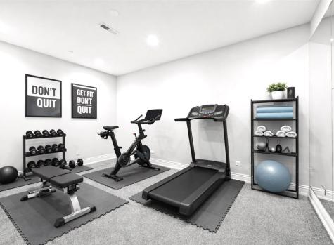 2665 Bentley Road Highland Park IL 60035