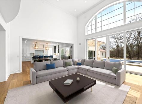 2665 Bentley Road Highland Park IL 60035