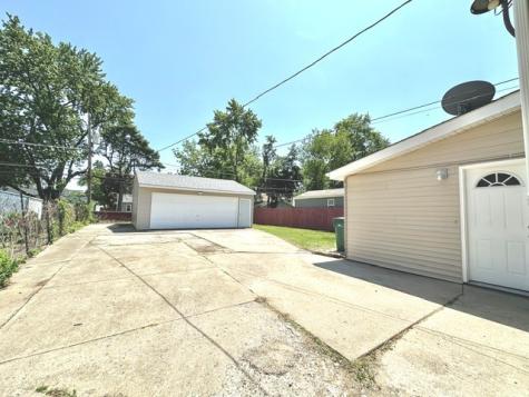 513 Cookane Avenue Elgin IL 60120