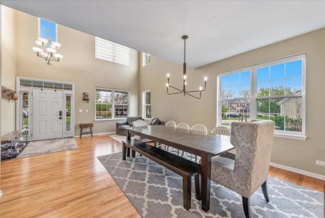 380 Fountain Avenue Elgin IL 60124