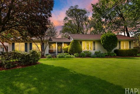 4403 Roberts Road Island Lake IL 60042