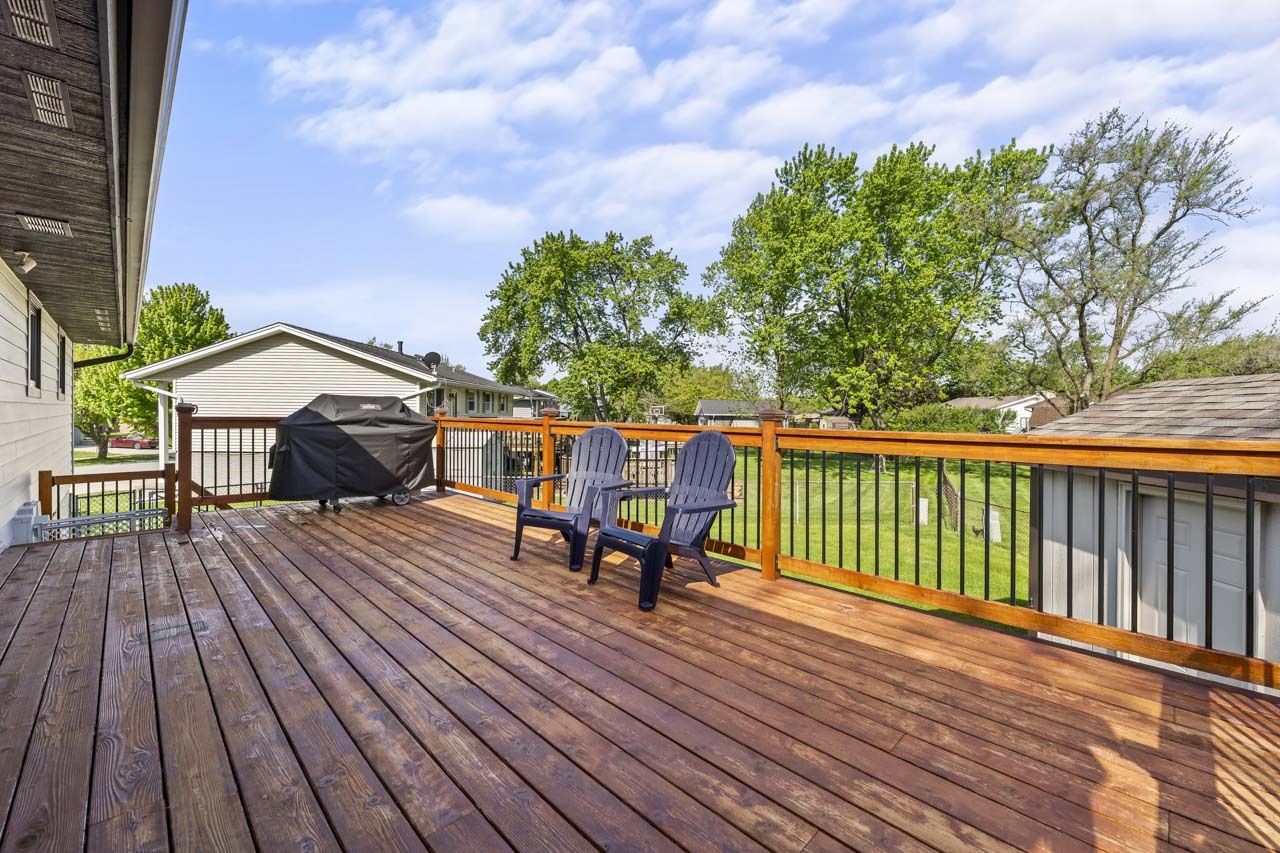 1214 Milton Lane Schaumburg IL 60193