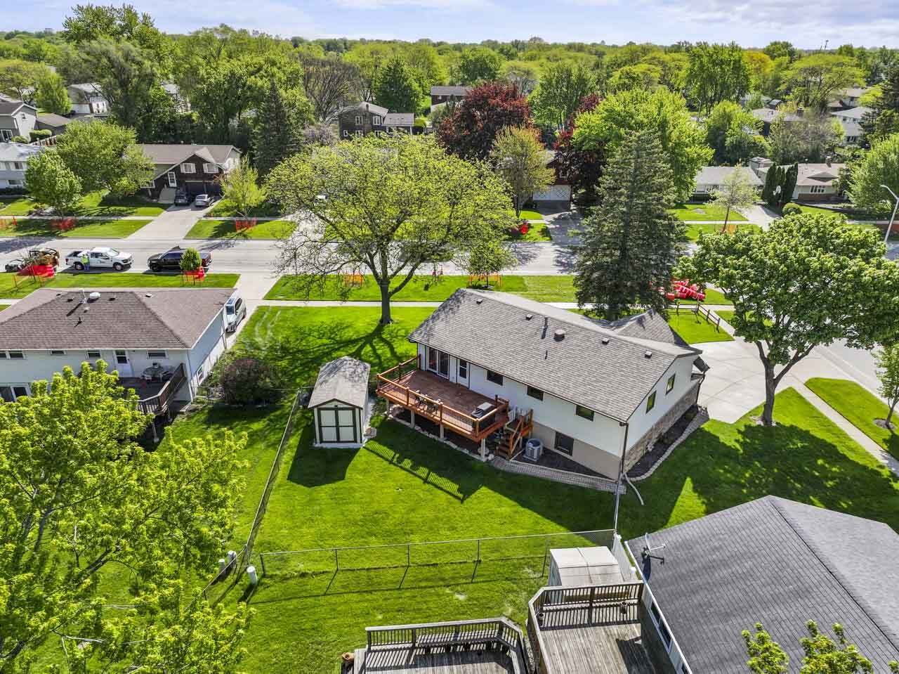 1214 Milton Lane Schaumburg IL 60193