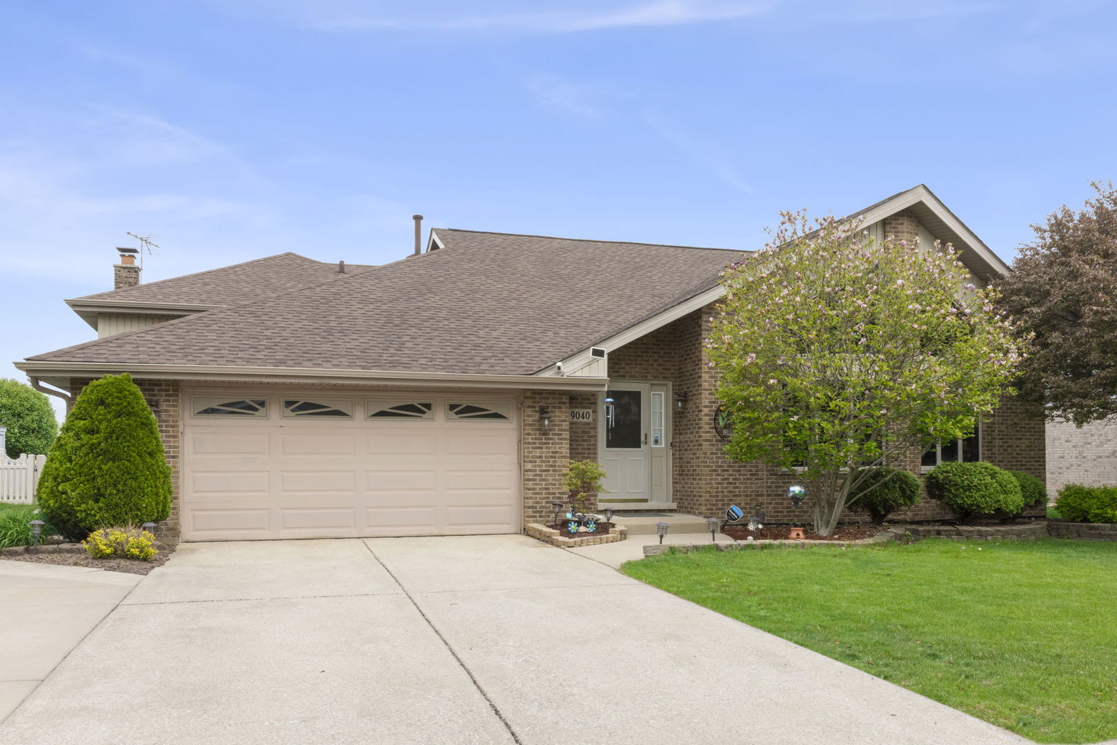 9040 Frances Lane Orland Park IL 60462