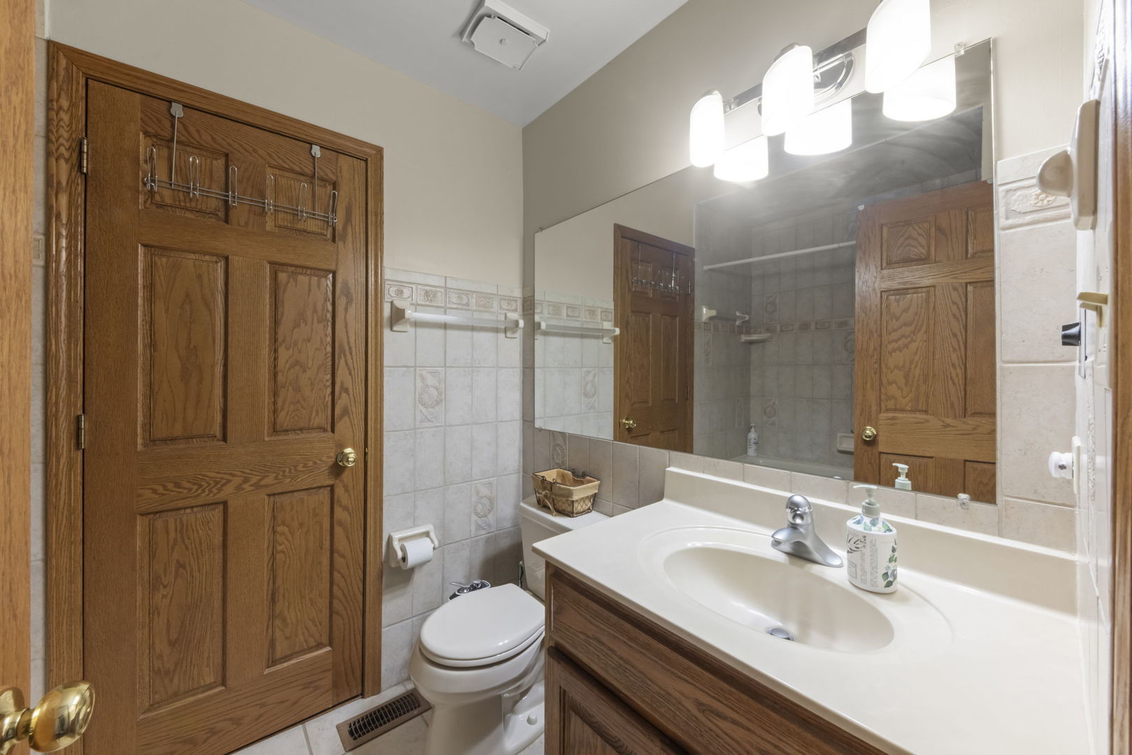 9040 Frances Lane Orland Park IL 60462