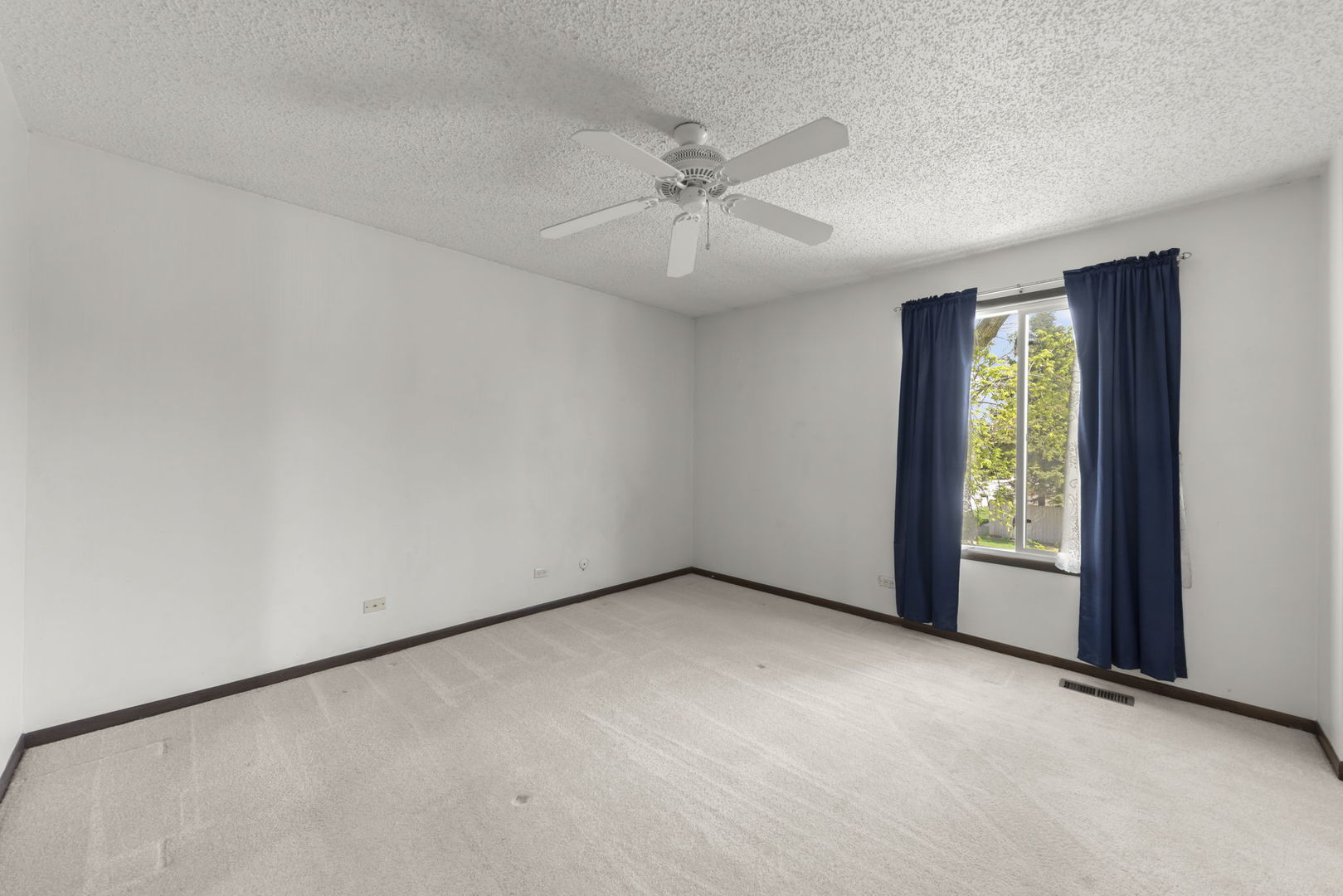 30W050 Mulberry Court Warrenville IL 60555