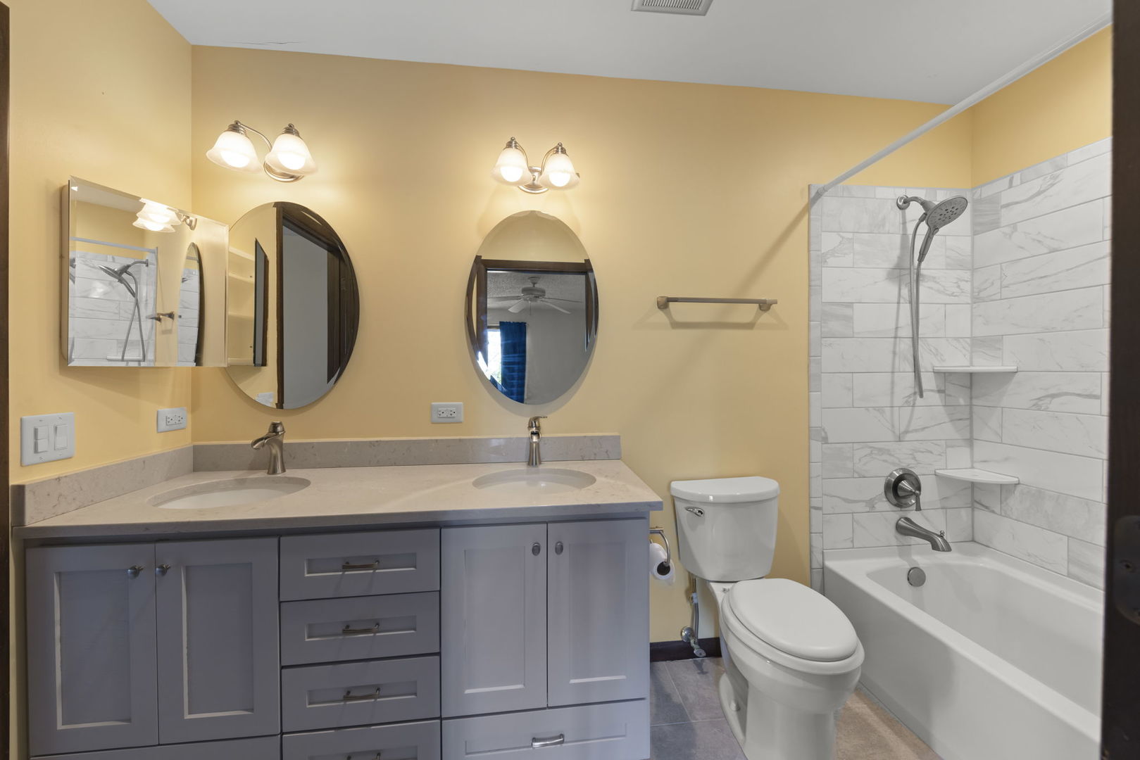 30W050 Mulberry Court Warrenville IL 60555