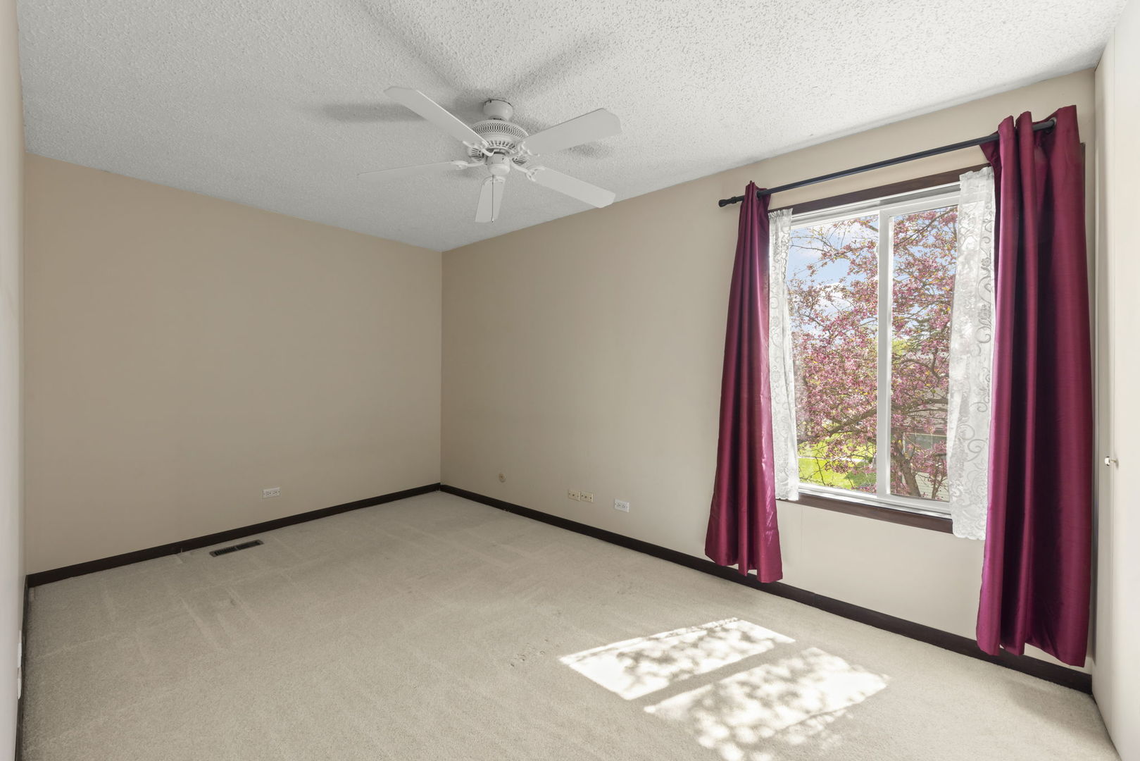 30W050 Mulberry Court Warrenville IL 60555