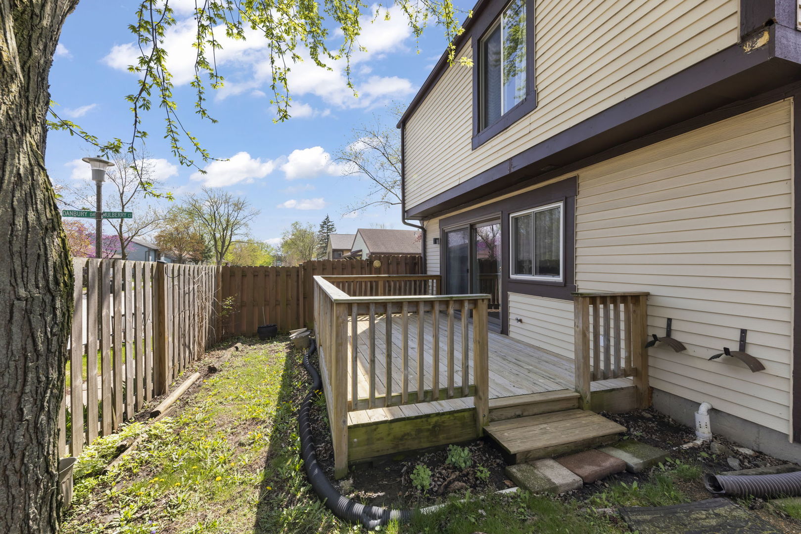 30W050 Mulberry Court Warrenville IL 60555