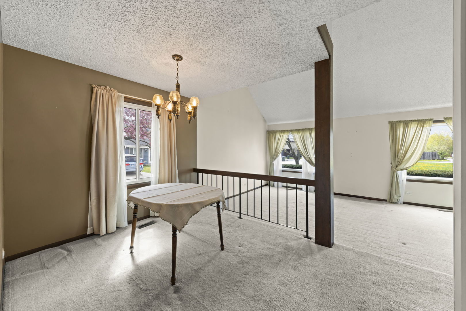 30W050 Mulberry Court Warrenville IL 60555
