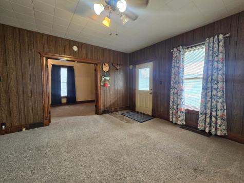 102 East Washington Street Ashkum IL 60911