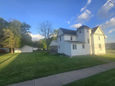 102 East Washington Street Ashkum IL 60911
