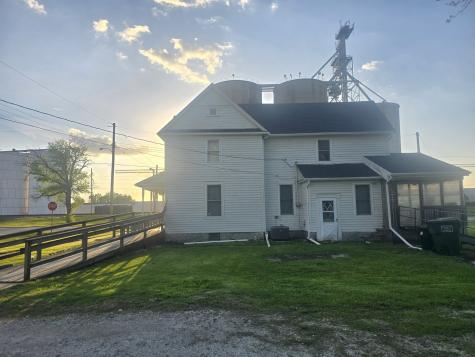 102 East Washington Street Ashkum IL 60911