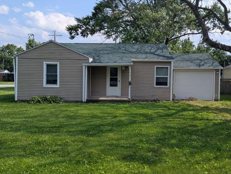 707 East Van Allen Street Tuscola IL 61953