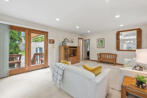24 North Emerson Street Mount Prospect IL 60056