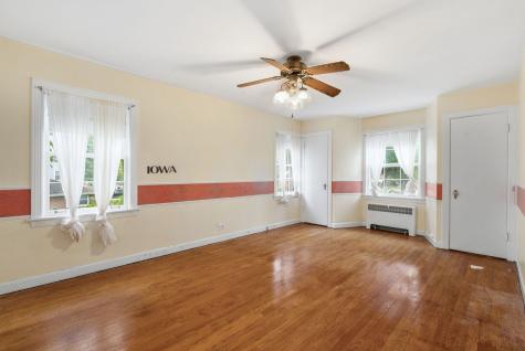 24 North Emerson Street Mount Prospect IL 60056