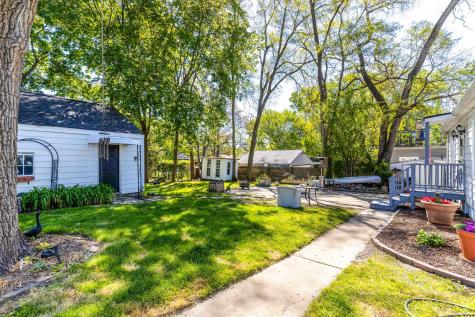 401 South Lake Terrace Mundelein IL 60060