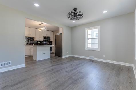 401 South Lake Terrace Mundelein IL 60060
