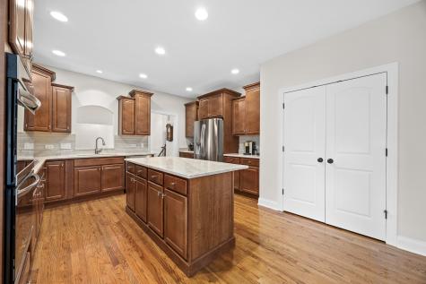 352 Andover Drive Oswego IL 60543