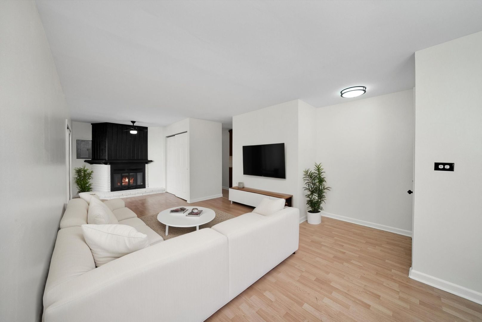 1515 Highland Avenue Glendale Heights IL 60139